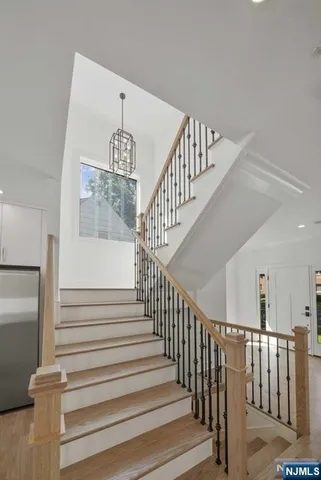 $8,000 | 92 Franklin Street, Tenafly, NJ 07670