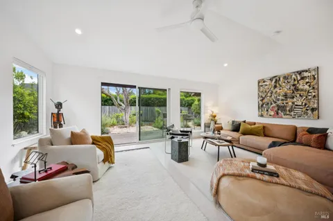 $845,000 | 435 La Quinta Lane, Sonoma, CA 95476