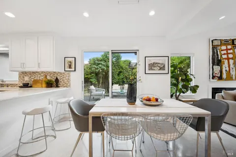 $845,000 | 435 La Quinta Lane, Sonoma, CA 95476