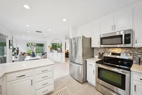 $845,000 | 435 La Quinta Lane, Sonoma, CA 95476