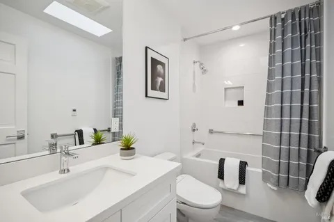 $845,000 | 435 La Quinta Lane, Sonoma, CA 95476