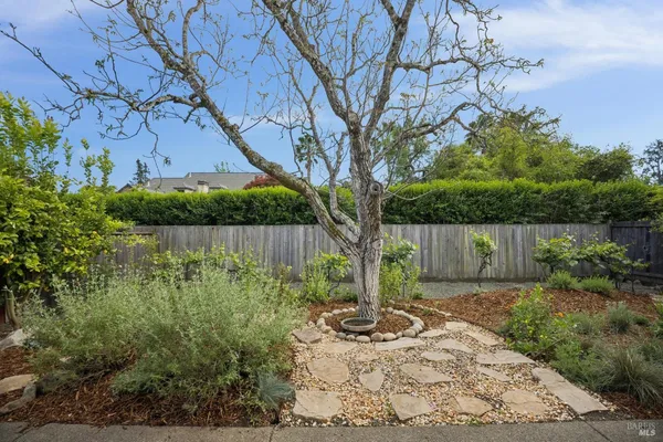 $845,000 | 435 La Quinta Lane, Sonoma, CA 95476