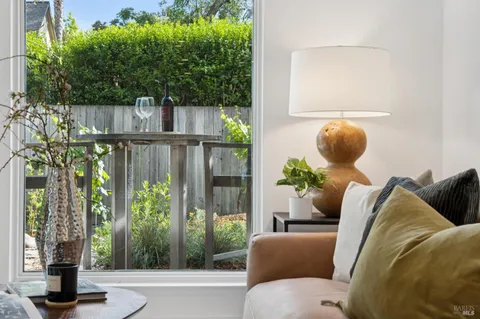 $845,000 | 435 La Quinta Lane, Sonoma, CA 95476