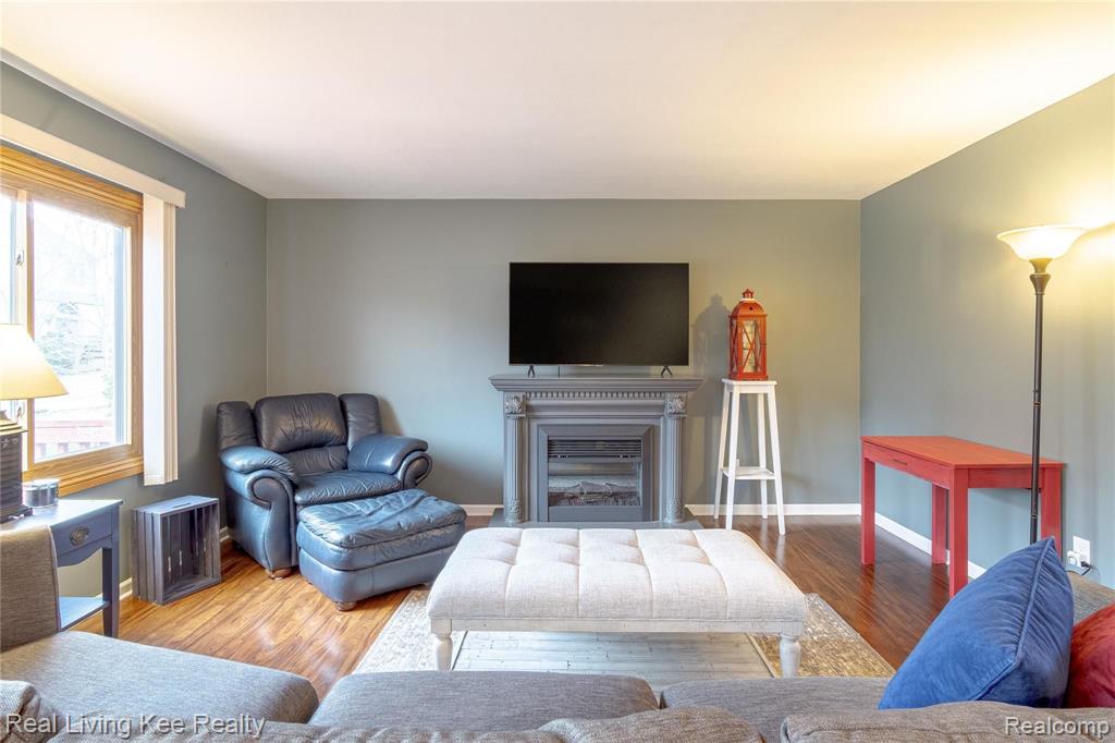 2200 Rochelle Park Drive Rochester Hills, MI 48309 - Photo 6 of 49