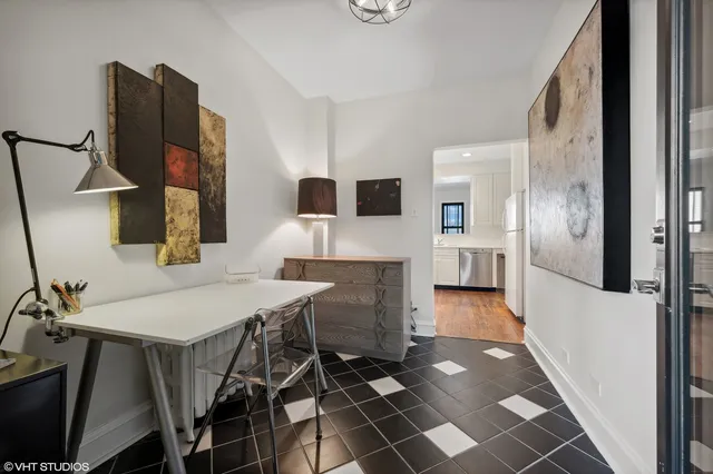 $499,900 | 7649 North Eastlake Terrace, Unit 2F, Chicago, IL 60626