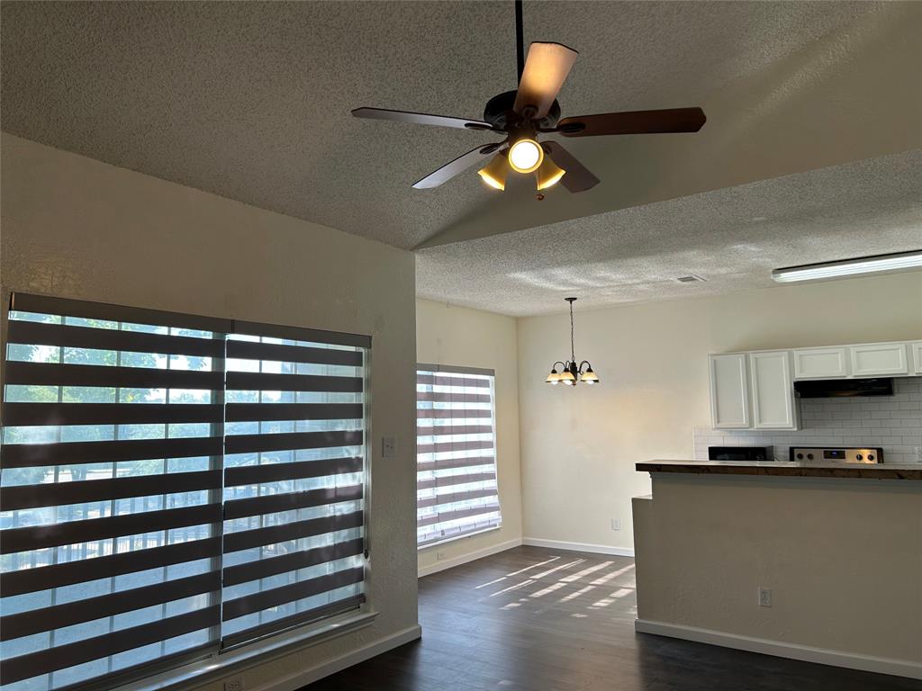 4107 Esters Road Irving, TX 75038 - Photo 2 of 21