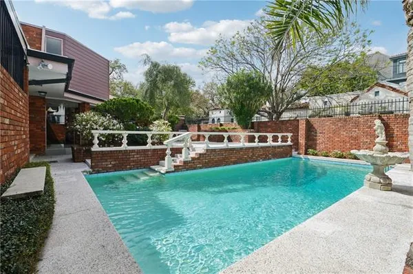 $6,800 | 4101 St Charles Avenue, New Orleans, LA 70115