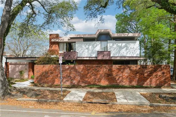 $6,800 | 4101 St Charles Avenue, New Orleans, LA 70115