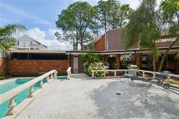 $6,800 | 4101 St Charles Avenue, New Orleans, LA 70115