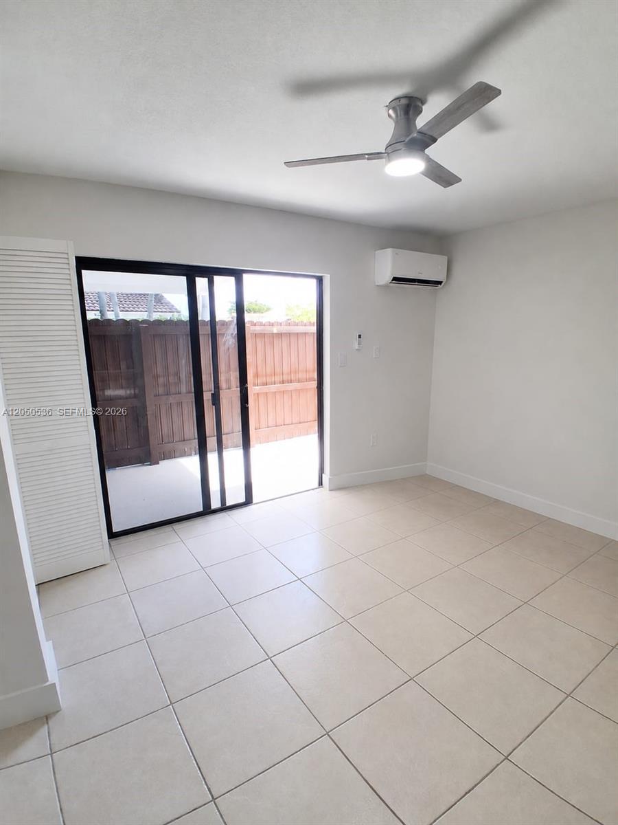 1231 Southwest 136th Place, Unit B Miami, FL 33184 - Photo 3 of 14
