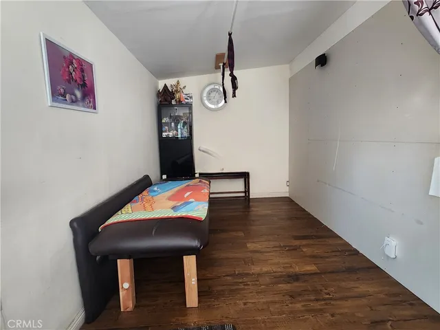 $998,800 | 18540 Arminta Street, Reseda, CA 91335