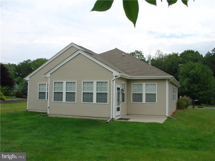 31 Stanford Road East Pennington, NJ 08534 - Photo 4 of 24 Exterior Back
