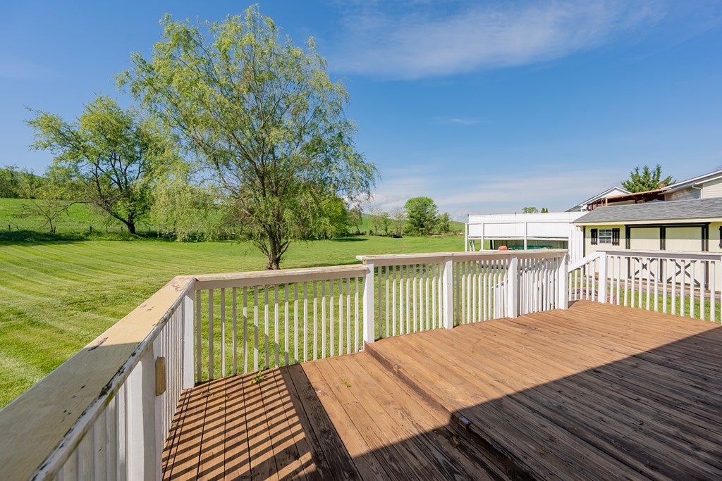 105 Sunny Road Max Meadows, VA 24360 - Photo 37 of 54 Gallery Image 37
