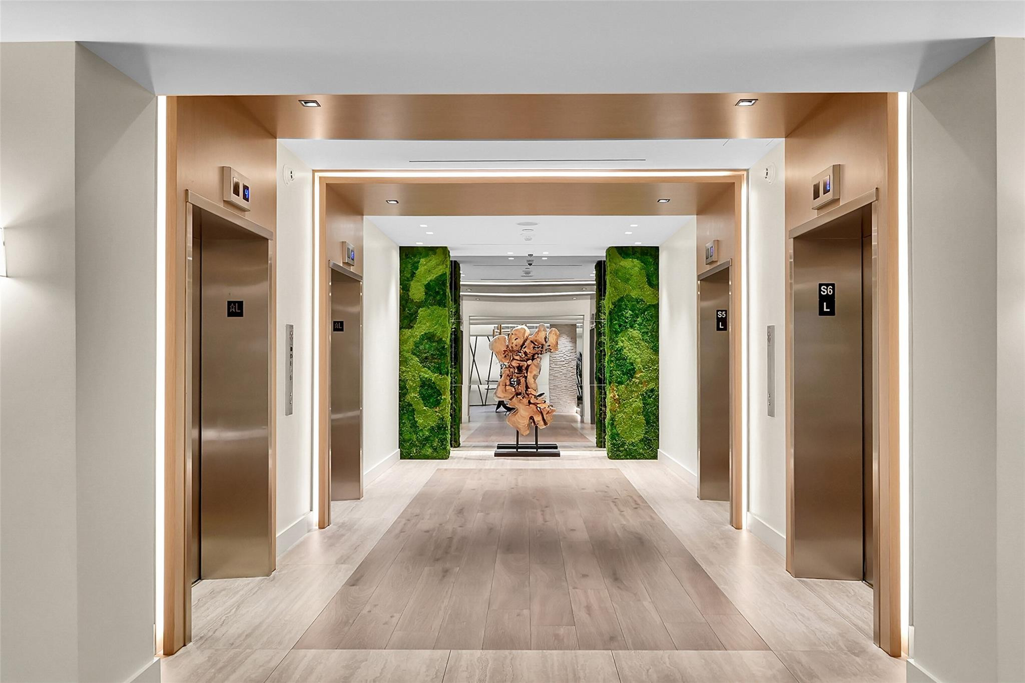 2301 Collins Avenue, Unit 512 Miami Beach, FL 33139 - Photo 33 of 39 The Roney Palace Elevator Bank