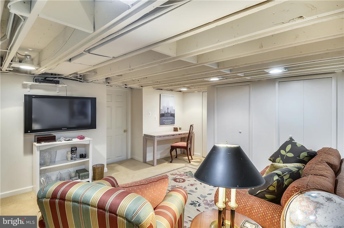 309 Rucker Place Alexandria, VA 22301 - Photo 24 of 29 Recreation Room