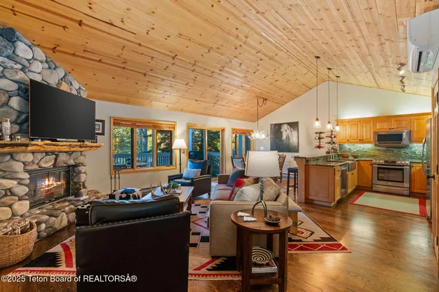 $3,950,000 | 3447 Boxelder Place, Wilson, WY 83014