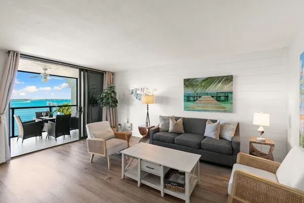 $465,000 | 1085 Bald Eagle Drive, Unit 406, Marco Island, FL 34145