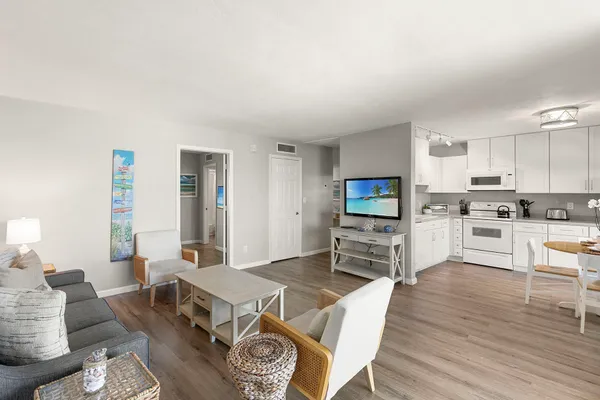 $465,000 | 1085 Bald Eagle Drive, Unit 406, Marco Island, FL 34145