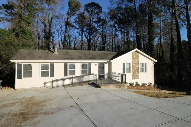 $2,500 | 5292 Bells Ferry Road, Woodstock, GA 30189