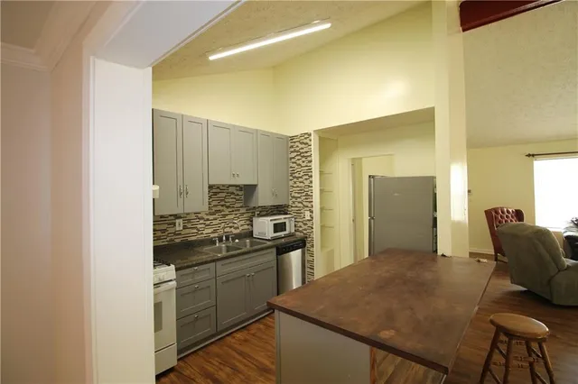 $2,500 | 5292 Bells Ferry Road, Woodstock, GA 30189