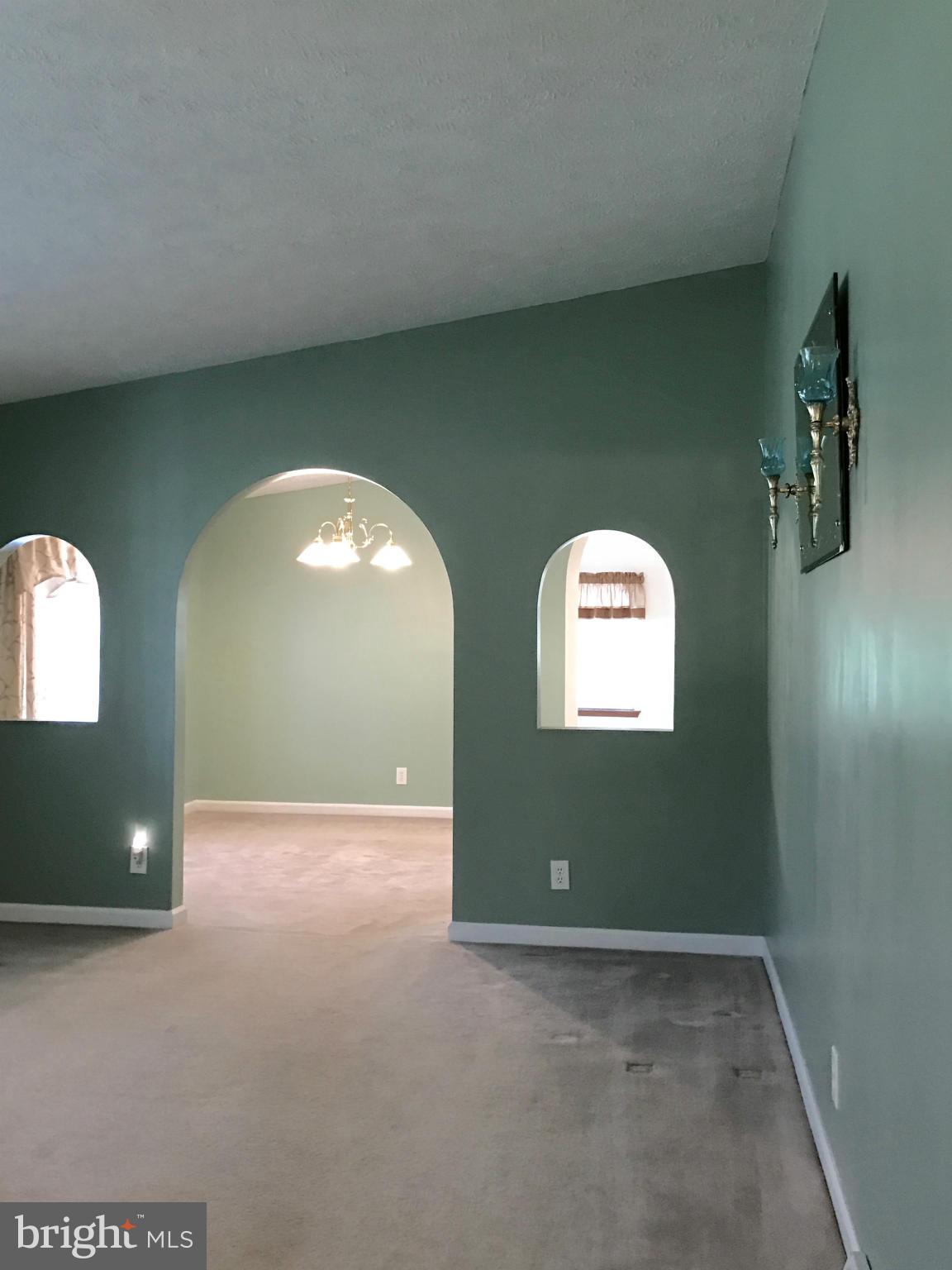 6128 Goode Road Hughesville, MD 20637 - Photo 12 of 29 Living Room