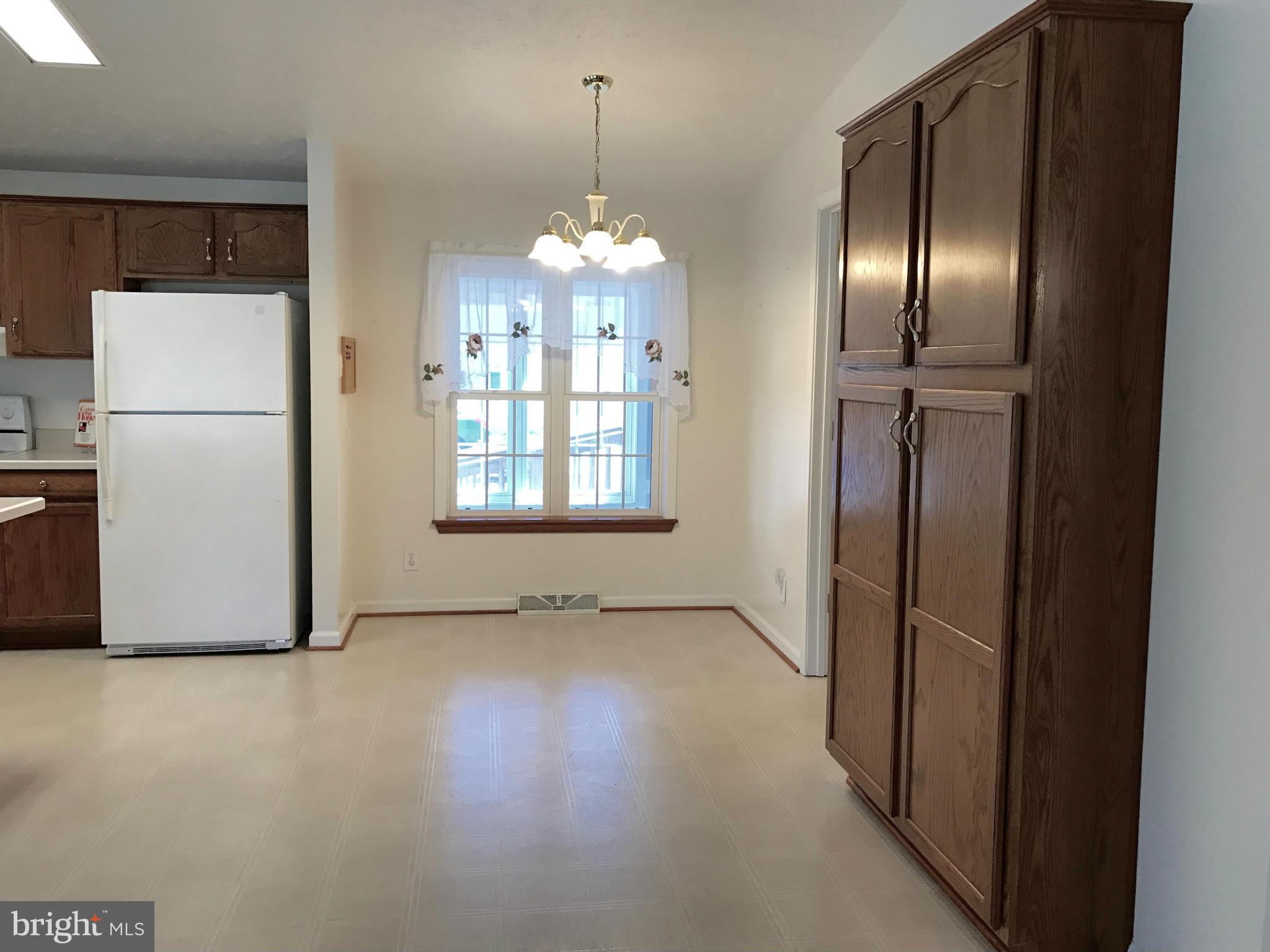 6128 Goode Road Hughesville, MD 20637 - Photo 8 of 29 Interior (General)