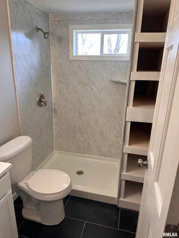 $1,500 | 105 South Behrens Avenue, Washington, IL 61571