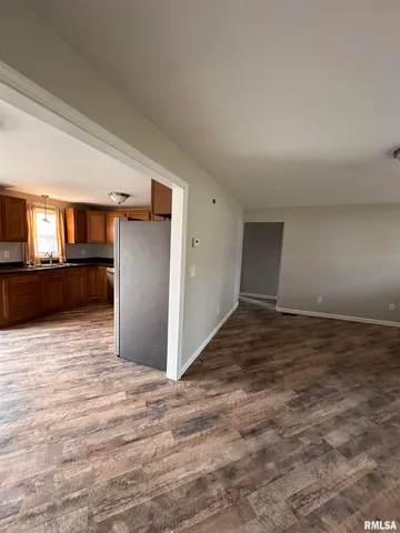 $1,500 | 105 South Behrens Avenue, Washington, IL 61571