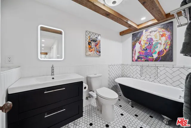 $5,500,000 | 2116 3rd Street, Santa Monica, CA 90405