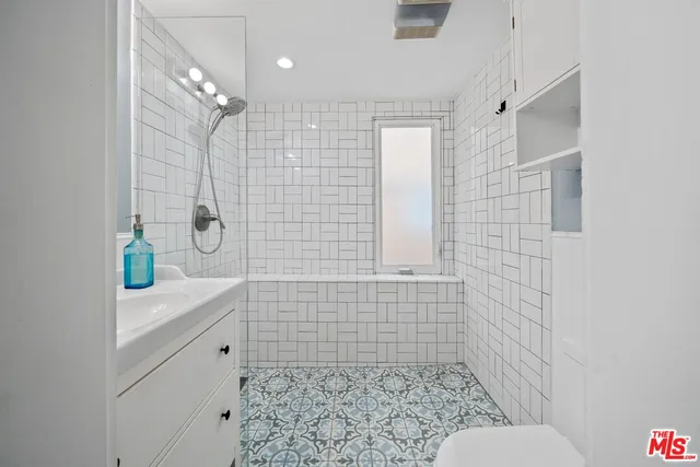 $5,500,000 | 2116 3rd Street, Santa Monica, CA 90405