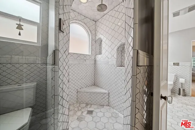 $5,500,000 | 2116 3rd Street, Santa Monica, CA 90405