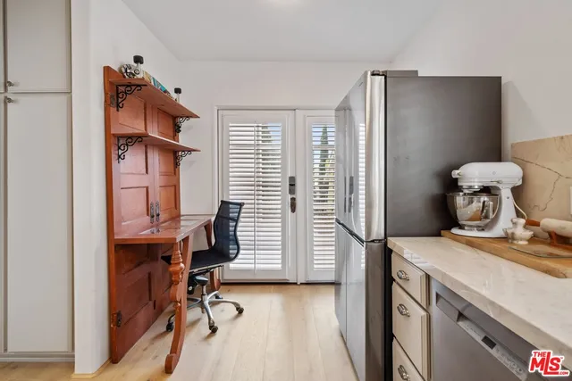 $5,500,000 | 2116 3rd Street, Santa Monica, CA 90405