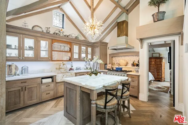 $5,500,000 | 2116 3rd Street, Santa Monica, CA 90405