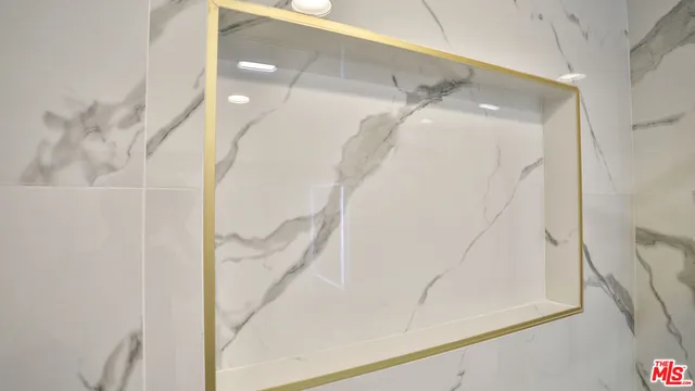 a close view of sink