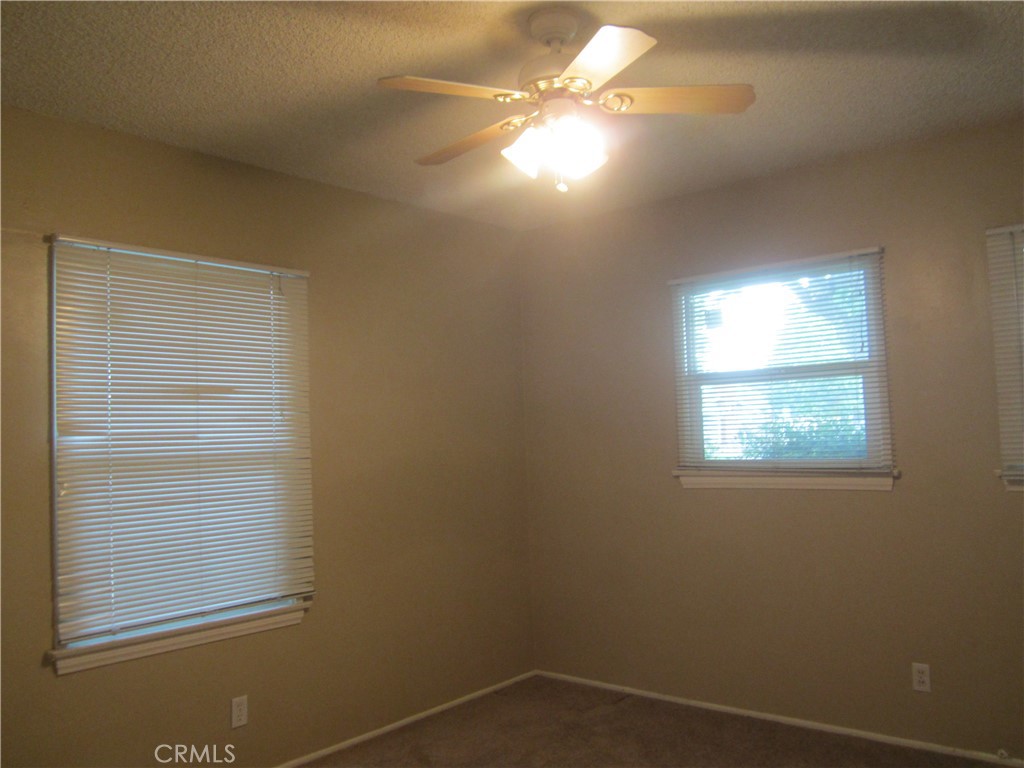 6725 De Anza Avenue Riverside, CA 92506 - Photo 18 of 25 a view of empty room with window