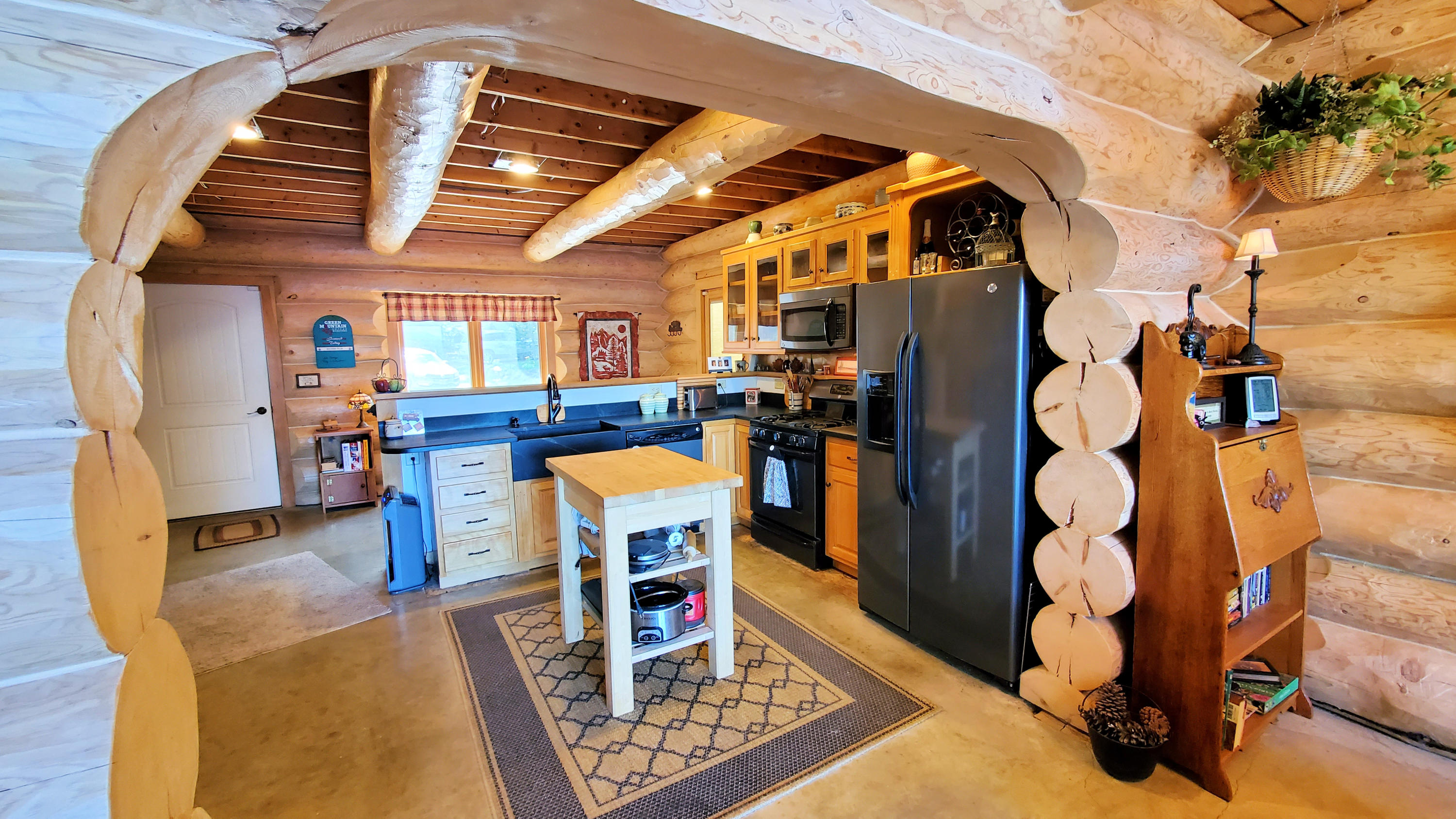 657 Turkey Tail Road Millinocket, ME 04462 - Photo 11 of 61 07_kitchen2