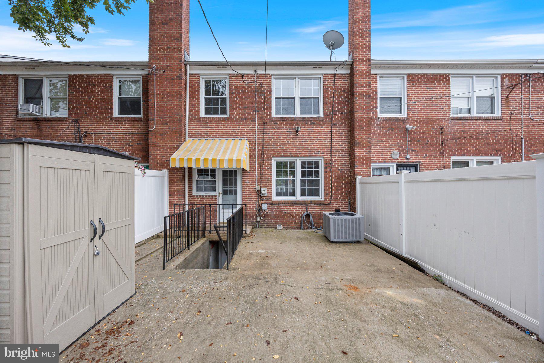 1210 Glenhaven Road Baltimore, MD 21239 - Photo 16 of 16 exterior rear