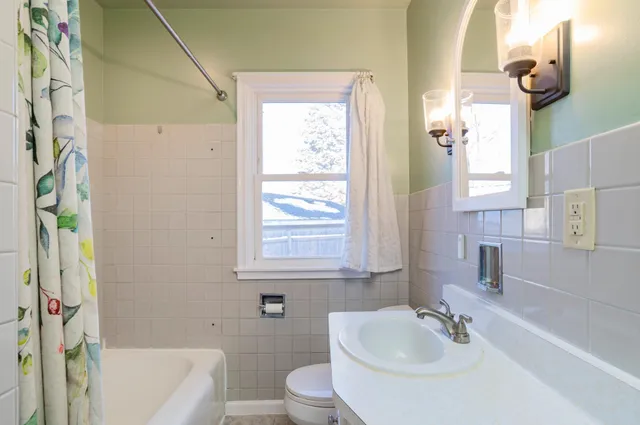 $309,900 | 155 Conver Street, West St. Paul, MN 55118