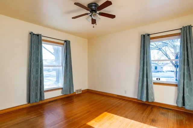 $309,900 | 155 Conver Street, West St. Paul, MN 55118