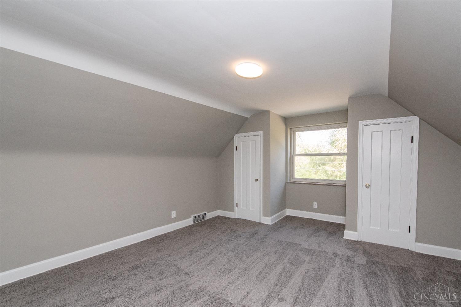 4265 Hutchinson Road Cincinnati, OH 45248 - Photo 27 of 46 Gallery Image 27
