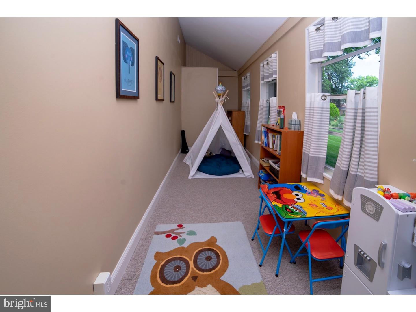 130 Rutledge Avenue Rutledge, PA 19070 - Photo 14 of 25 Enclosed Porch