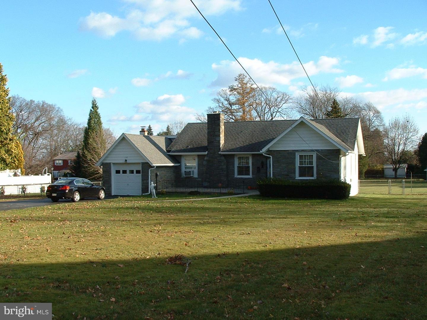 137 Media Line Road Broomall, PA 19008 - Photo 1 of 10