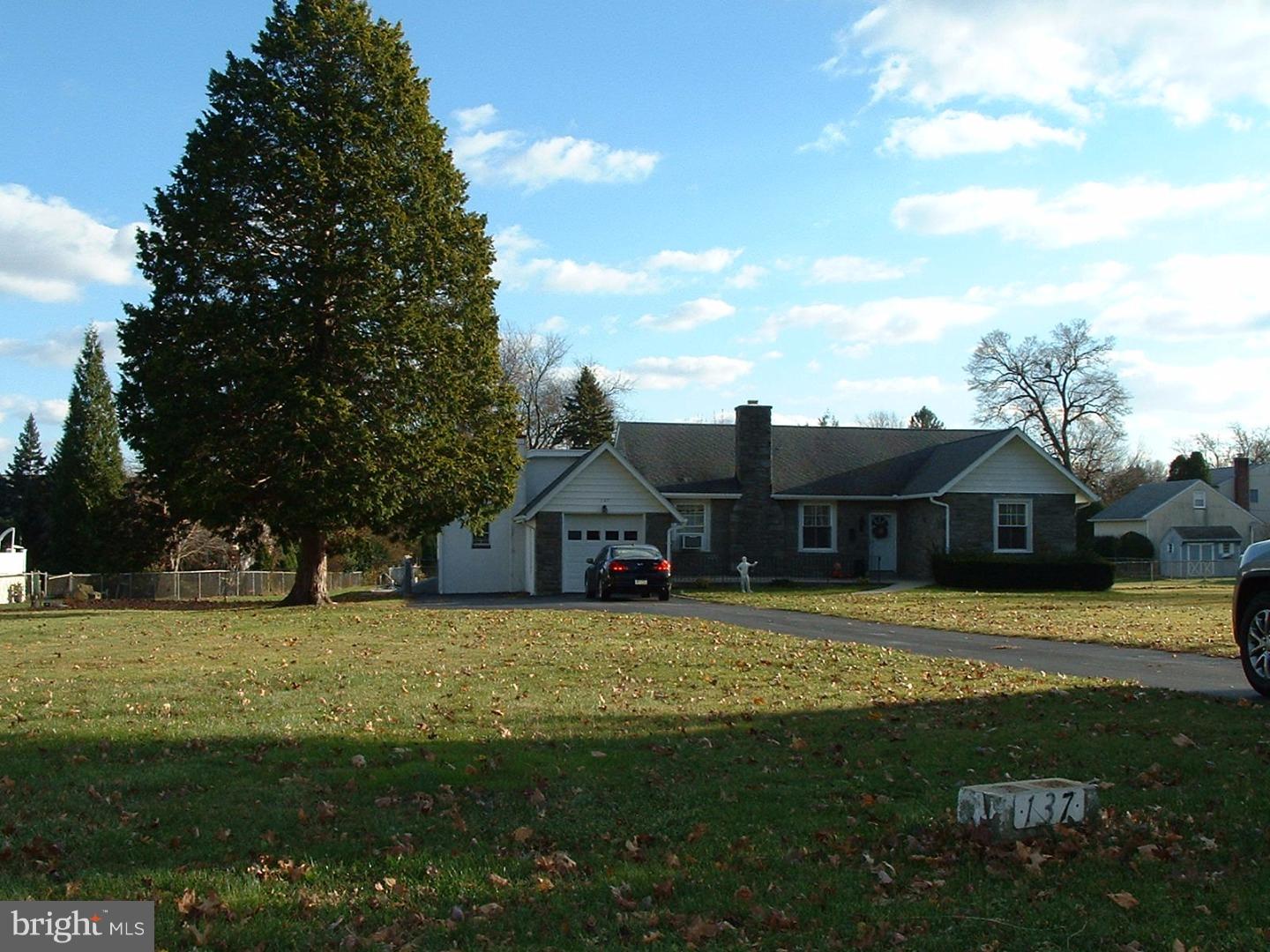 137 Media Line Road Broomall, PA 19008 - Photo 5 of 10