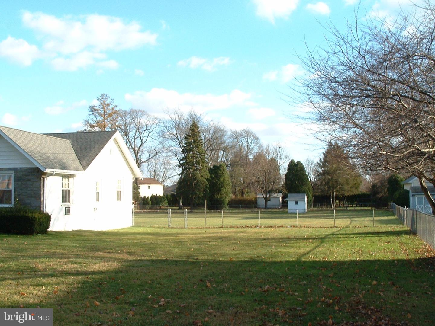 137 Media Line Road Broomall, PA 19008 - Photo 7 of 10
