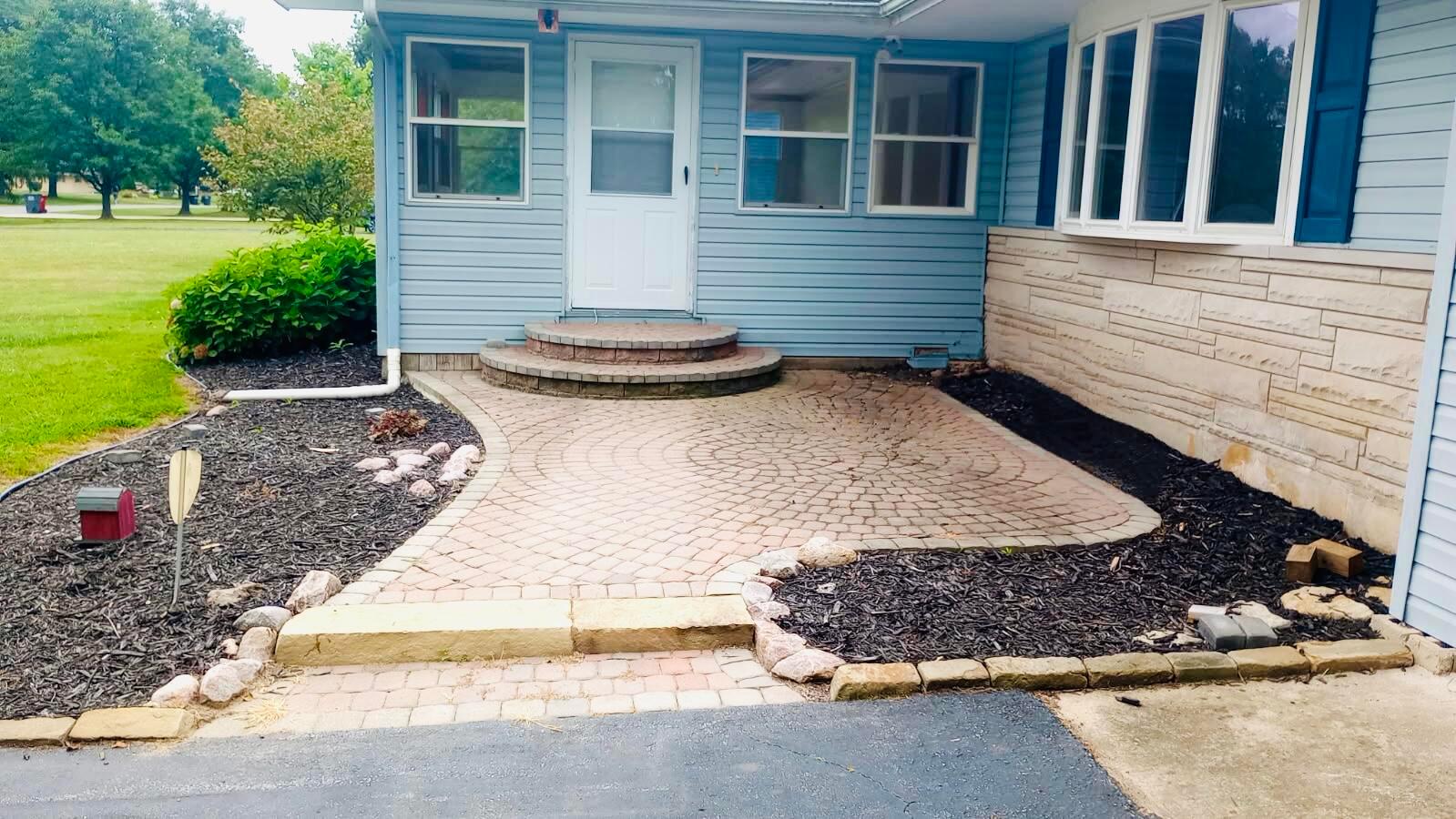 4621 Wingate Road Columbus, OH 43232 - Photo 3 of 24 image000000