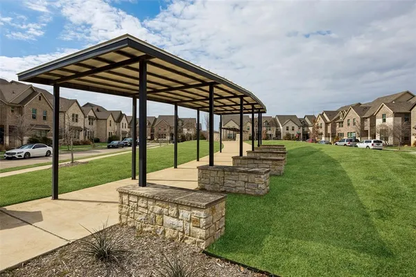 $400,000 | 6832 Henry Drive, North Richland Hills, TX 76180