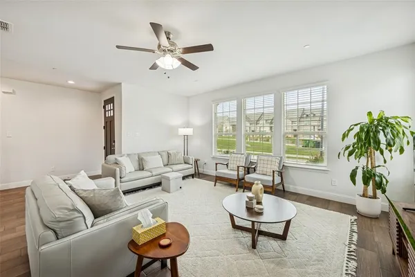 $400,000 | 6832 Henry Drive, North Richland Hills, TX 76180