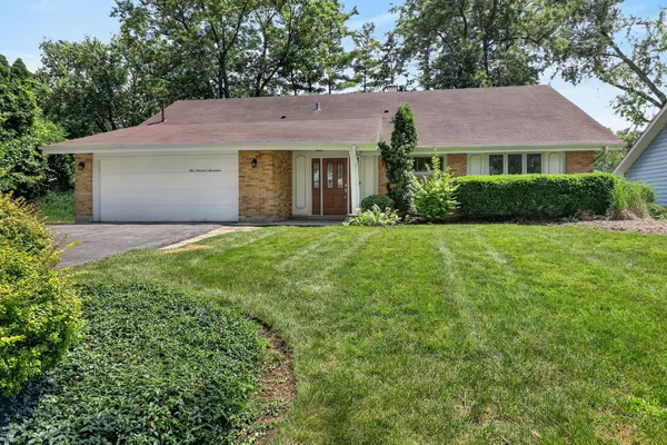 $495,900 | 21W117 Glen Park Road, Lombard, IL 60148