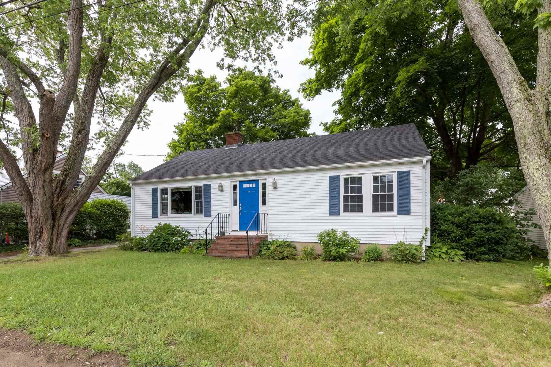 5 Colonial Road Kittery, ME 03904 - Photo 1 of 24