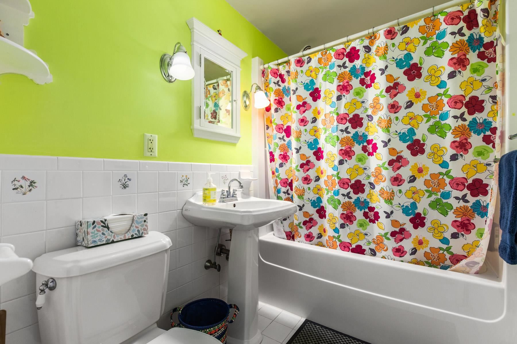 5 Colonial Road Kittery, ME 03904 - Photo 18 of 24